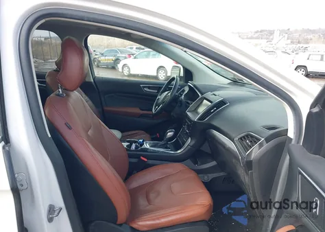 2015 Ford Edge Titanium z USA, uszkodzony, nr VIN 2FMPK4K95FBB19287